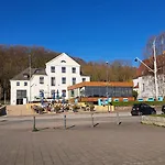 Kieler Yacht-club Отель Киль