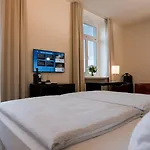 Kieler Yacht-club Отель Киль