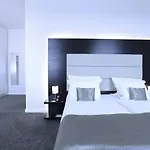 Kieler Yacht-club 4*