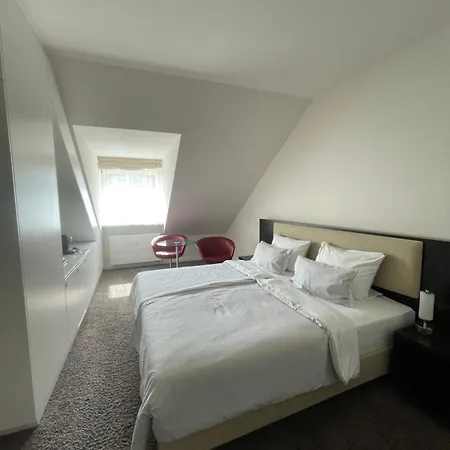 Kieler Yacht-club Hotel 4*