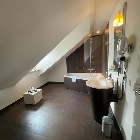 Kieler Yacht-club 4*