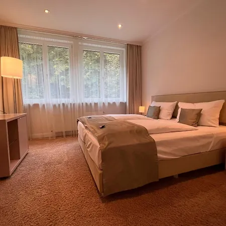 Otel Kieler Yacht-club 4*