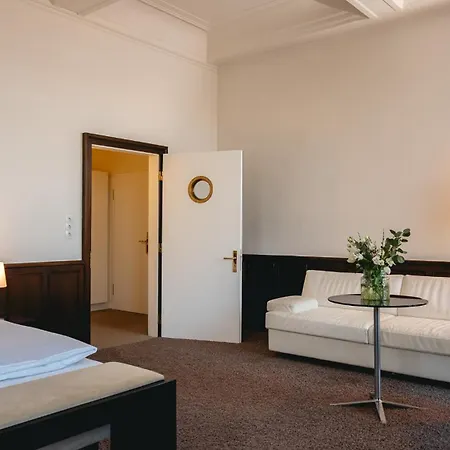 Kieler Yacht-club 4*