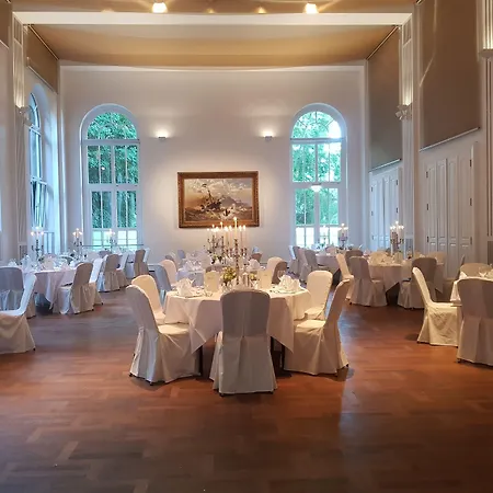 Kieler Yacht-club Hotel 4*