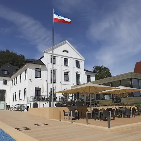 Kieler Yacht-club 4*