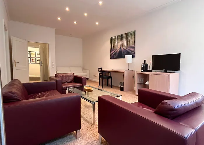 Kieler Yacht-club Hotel 4*